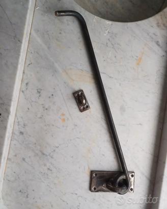 Gancio in ferro battuto 