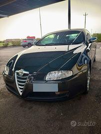 Alfa Romeo GT 2.0 JTS Black Line 166 CV –38.000km