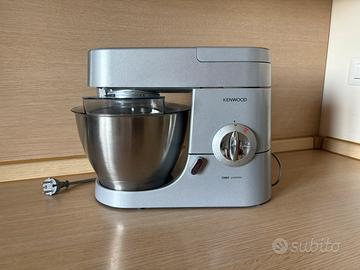 Planetaria Kenwood Chef Premier-super accessoriata