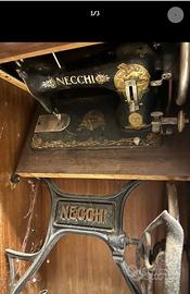 Macchina da cucire Necchi