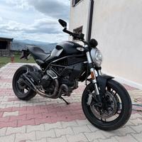 Ducati monster 797