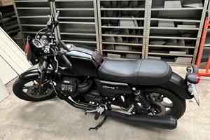 Moto guzzi v7 III stone