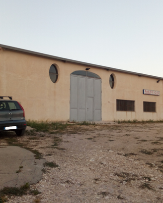 Locale industriale