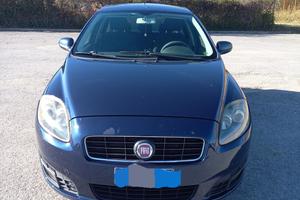 Fiat croma anno 2010