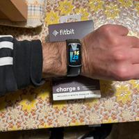 Fitbit charge 5