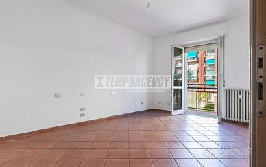 Bilocale luminoso di 70 mq con ampio balcone in co