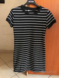 Vestito a maniche corte