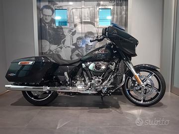 Harley-Davidson Touring Street Glide Enthusiast