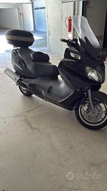 Scooter burgman 650 con abs