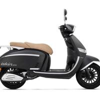 Keeway Iskia 125 Parabrezza + Bauletto in omaggio 