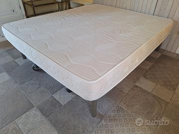 2 materassi matrimoniali in lattice