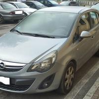 OPEL CORSA 2014 GPL neopatentati