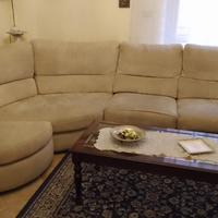 Divano 4 posti + pouf Poltronesofà