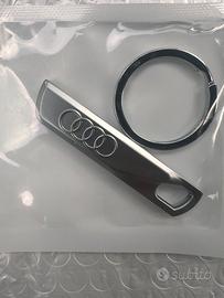 Portachiavi in acciaio satinato, Audi
