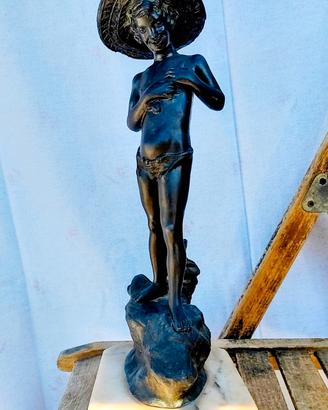 Statua antica firmata Varlese perfetta.  Anni 60.