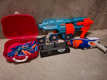 fucile e pistola con proiettili di spugna morbida