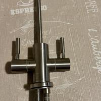 Rubinetto a doppia via in acciaio