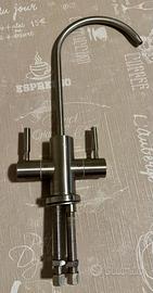 Rubinetto a doppia via in acciaio