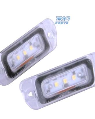 LUCI TARGA A LED PER MERCEDES CLASSE ML W164 05-08