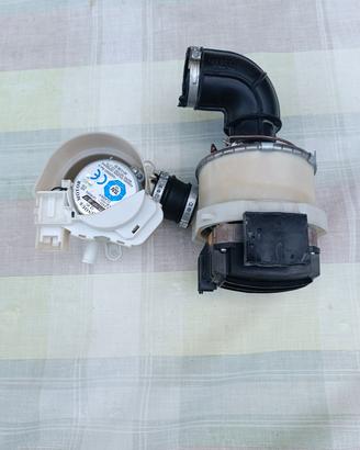 pompa scarico acqua lavastoviglie Ariston Hotspot