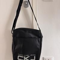Borsa a travolla Calvin Klein Jeans nera