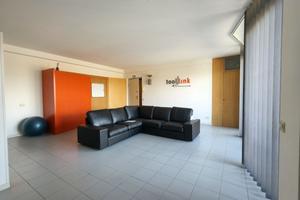 Ufficio arredato, zona Viale del Lavoro