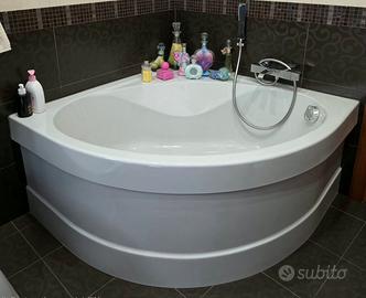 vasca angolare Ideal Standard