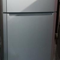 frigorifero Ariston Hotpoint no frost pari al NUOV