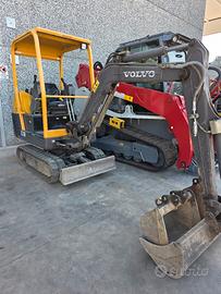 miniescavatore volvo 