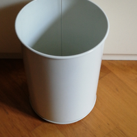 Cestino metallico bianco