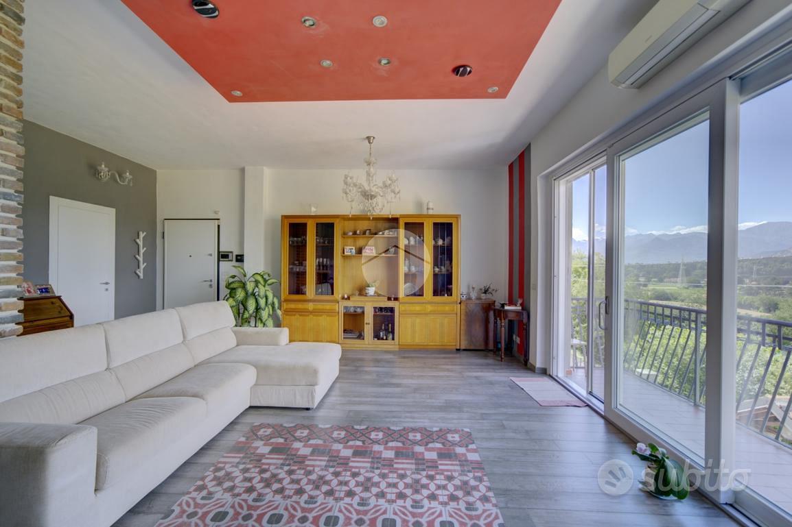 House in Rivoli, Torino - Vista 4