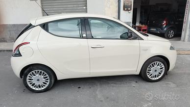 Lancia Y gpl benzina