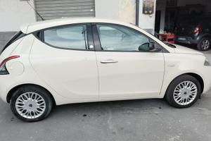 Lancia Y gpl benzina