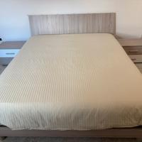 Camera da Letto Completa Moderna – Pari al Nuovo