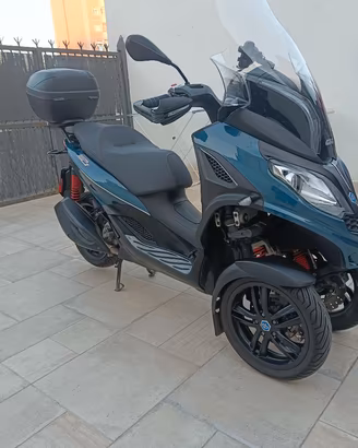 PIAGGIO MP3 300 HPE SPORT