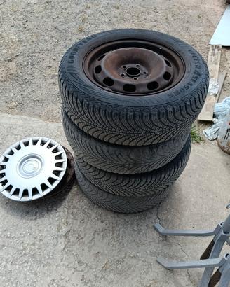 cerchi da 15 golf 4 5x100 