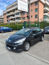 Peugeot 207 1.4 8V 75CV 5p. X Line