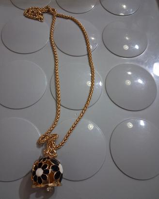 collana con campana