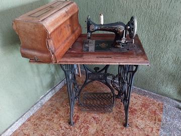 macchina da cucire vintage 