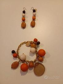 Orecchini pendenti e bracciale