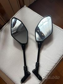 Specchietti per mt125 2025