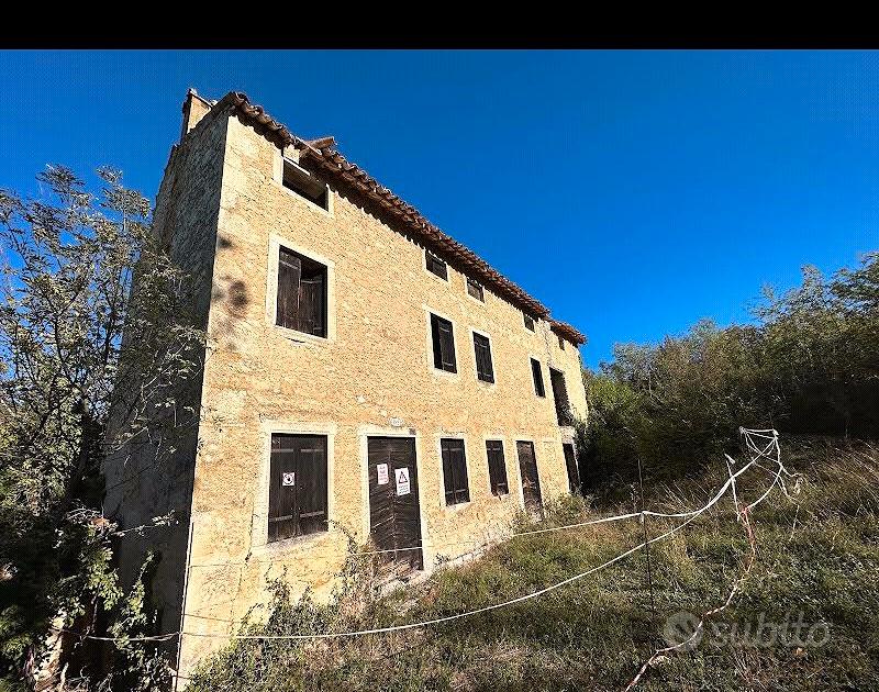 Casa indipendente con terreno - Vista 2