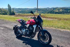 CB1000R