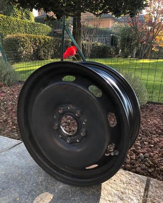 Cerchi in acciaio raggio 15