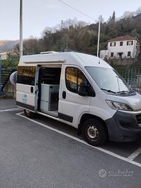 Furgone camperizzato omologato