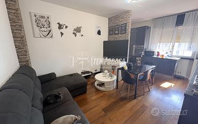 3 locali con box e cantina in pieno centro