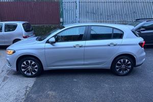Fiat Tipo 1.5 Hybrid DCT 5 porte Garmin