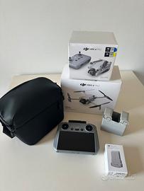 DJI Mini 4 Pro Fly More Combo (RC2) – Drone NUOVO