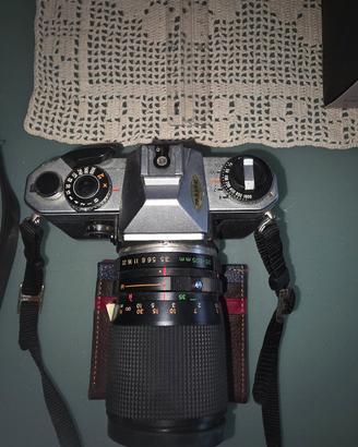 macchina fotografica yashica