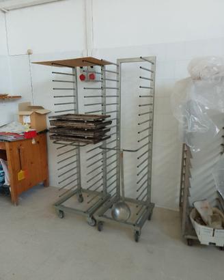 Porta teglie carrelli ecc